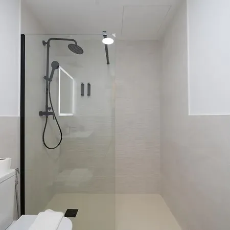 Xpce Victoria 2 Center Apartment *